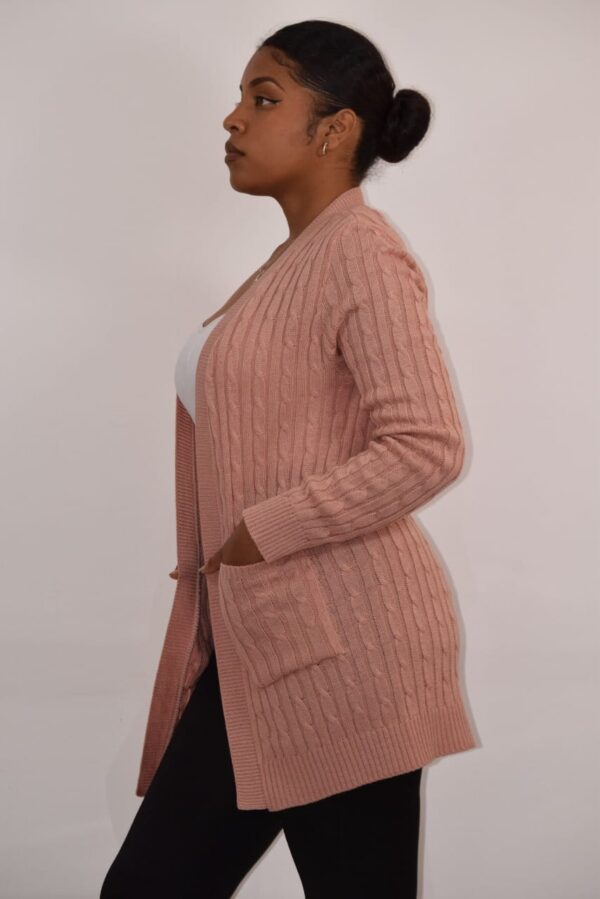 280041047_992397714763052_4267580813192888499_n Cárdigan