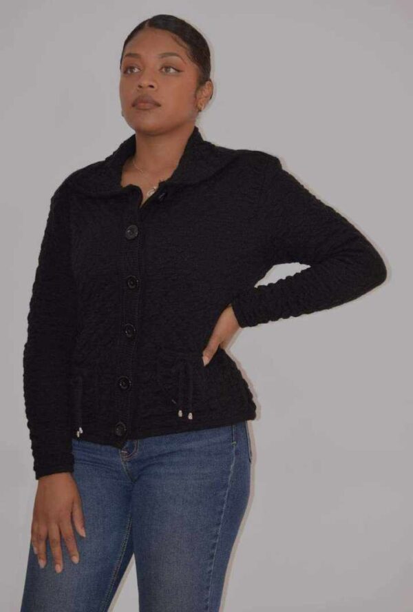 432530047_782476223751188_6945116751200246682_n Suéter de Botones