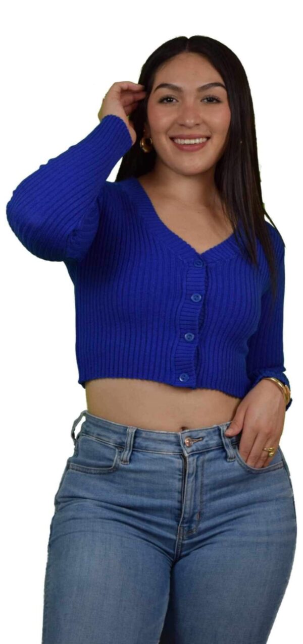 Suéter Corto con Botones Frontales